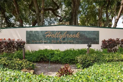 8900 Washington Boulevard Pembroke Pines FL 33025
