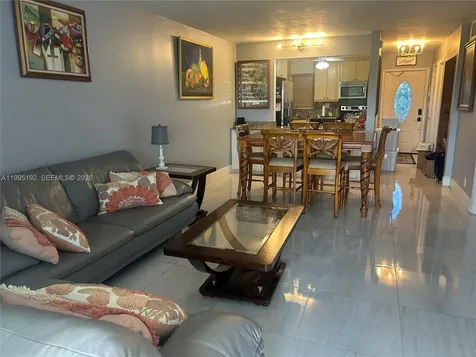 8900 Washington Boulevard Pembroke Pines FL 33025
