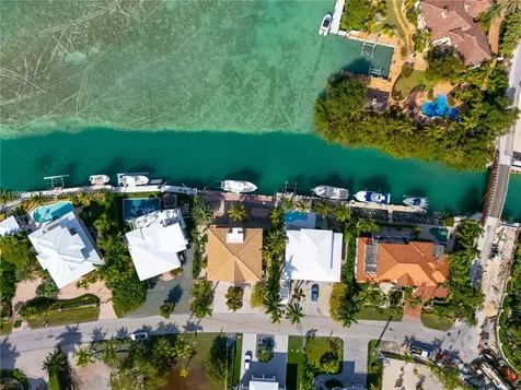 226 Corsair Road Duck FL 33050