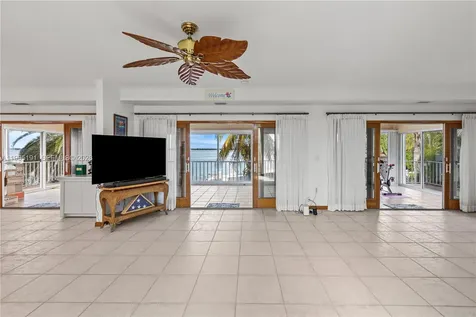 226 Corsair Road Duck FL 33050