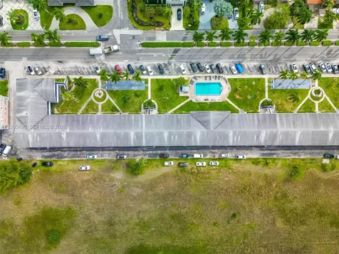 600 Layne Boulevard Hallandale Beach FL 33009