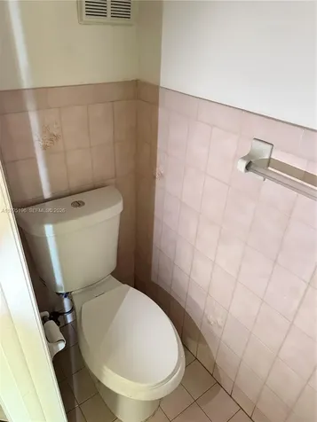 4191 W 18 Avenue Hialeah FL 33012