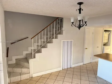 4191 W 18 Avenue Hialeah FL 33012