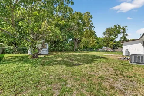 11530 SW 138th Street Miami FL 33176