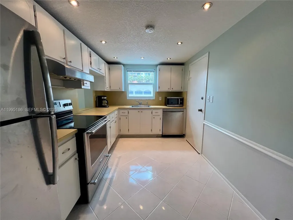 3015 N Ocean Boulevard Fort Lauderdale FL 33308