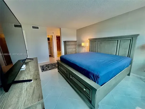 3015 N Ocean Boulevard Fort Lauderdale FL 33308