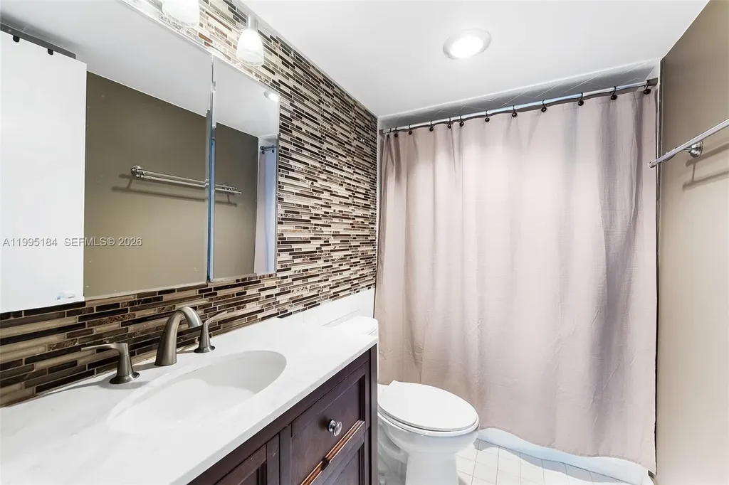 888 Intracoastal Drive Fort Lauderdale FL 33304