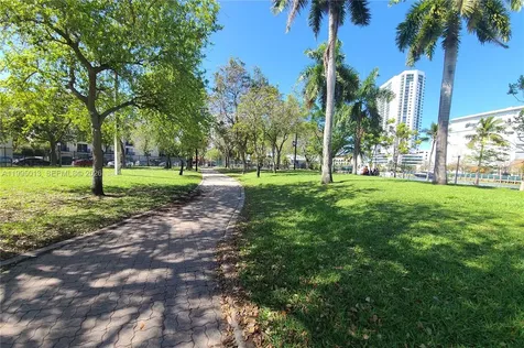 453 SW 2nd Street Miami FL 33130