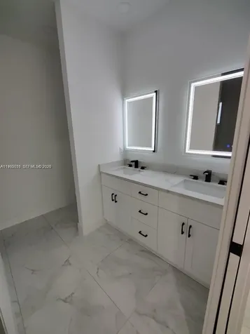716 NW 37th Avenue Cape Coral FL 33993
