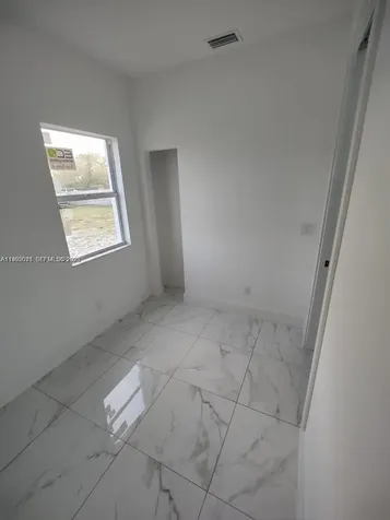 716 NW 37th Avenue Cape Coral FL 33993