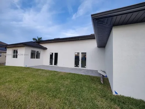 716 NW 37th Avenue Cape Coral FL 33993
