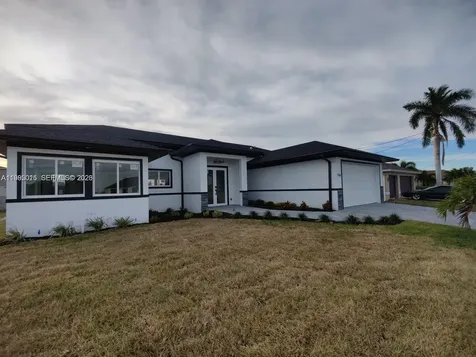 716 NW 37th Avenue Cape Coral FL 33993
