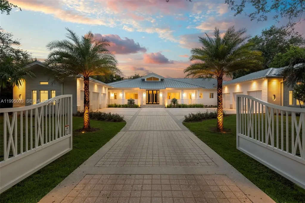 7900 SW 118th Street Pinecrest FL 33156