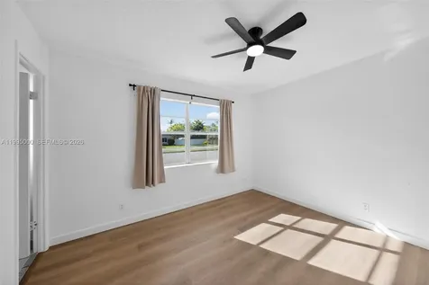 11550 SW 112th Avenue Miami FL 33176