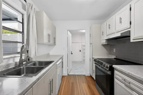 11550 SW 112th Avenue Miami FL 33176