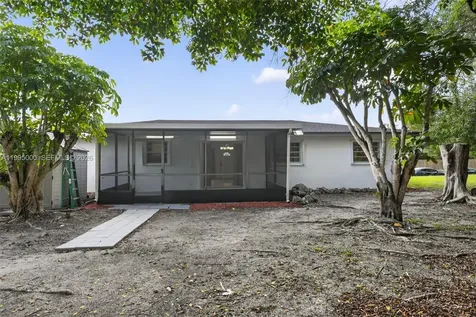 11550 SW 112th Avenue Miami FL 33176