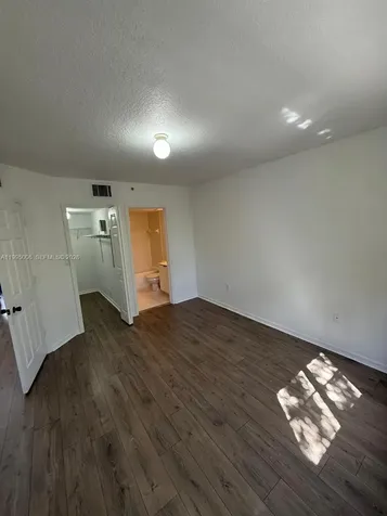 22701 SW 88th Place Cutler Bay FL 33190