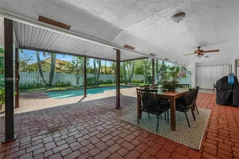 9600 NW 18th Street Plantation FL 33322