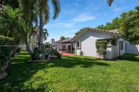 9600 NW 18th Street Plantation FL 33322