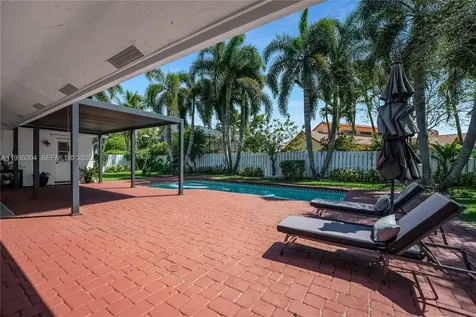 9600 NW 18th Street Plantation FL 33322