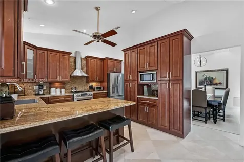 9600 NW 18th Street Plantation FL 33322