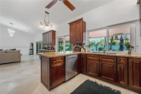 9600 NW 18th Street Plantation FL 33322