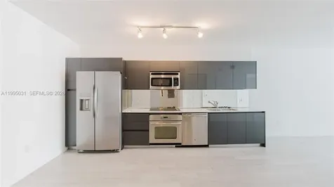 31 SE 6th Street Miami FL 33131