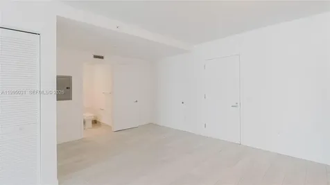 31 SE 6th Street Miami FL 33131