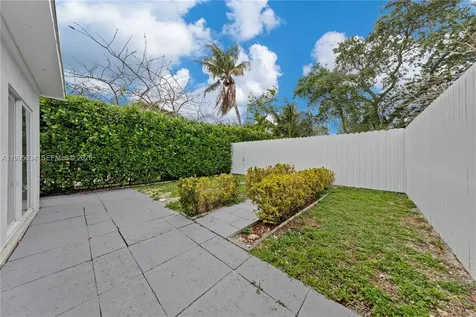 5727 SW 3rd Street Miami FL 33144