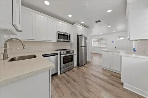 5727 SW 3rd Street Miami FL 33144