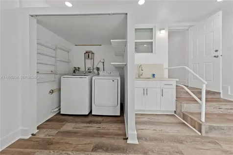 5727 SW 3rd Street Miami FL 33144