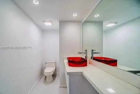 555 NE 15th Street Miami FL 33132