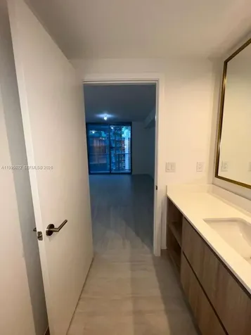 77 SE 5th Miami FL 32311