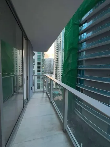 77 SE 5th Miami FL 32311