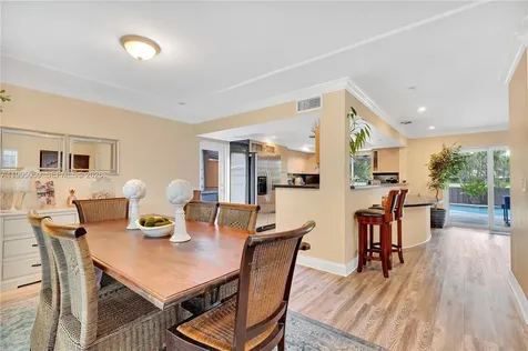 1610 W Sandpiper Circle Pembroke Pines FL 33026