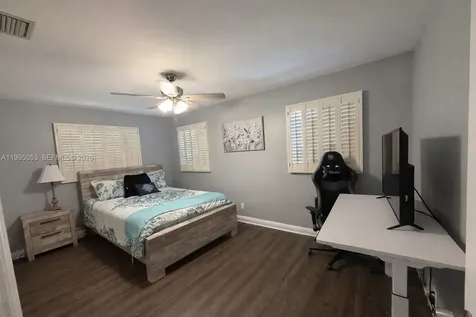 1341 NW 71st Avenue Plantation FL 33313
