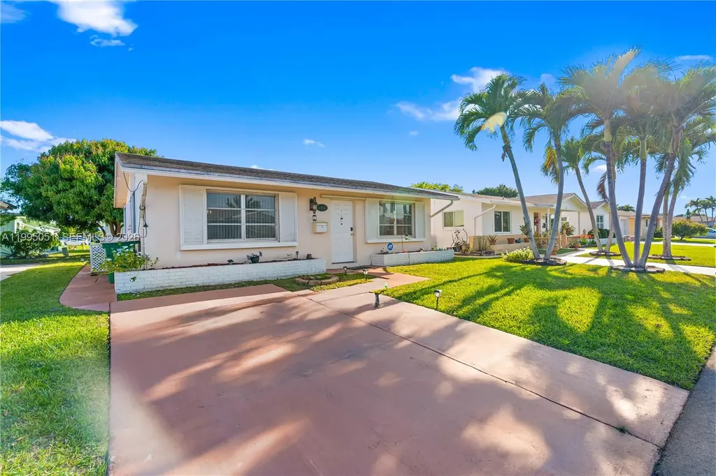 6802 NW 58th Court Tamarac FL 33321