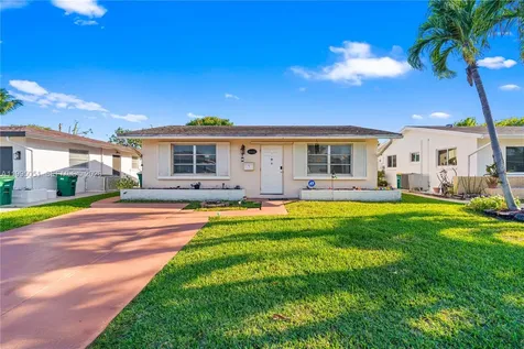 6802 NW 58th Court Tamarac FL 33321