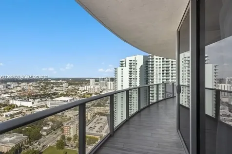488 NE 18th Street Miami FL 33132