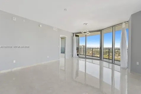 488 NE 18th Street Miami FL 33132