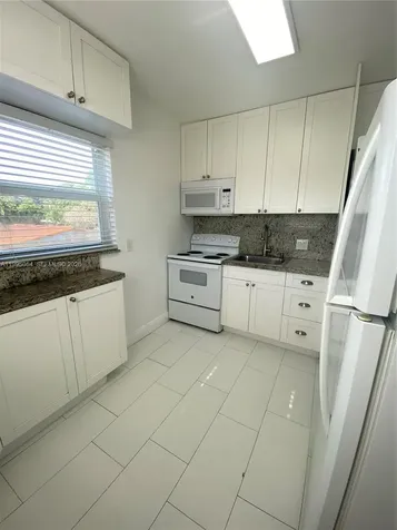 2833 SW 38th Avenue Miami FL 33134