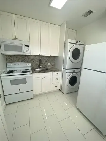 2833 SW 38th Avenue Miami FL 33134