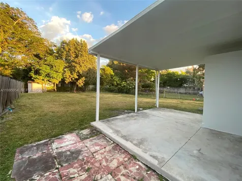 2833 SW 38th Avenue Miami FL 33134