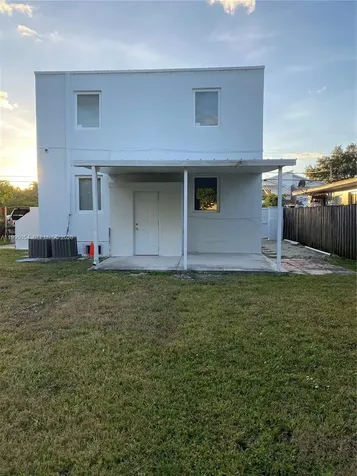 2833 SW 38th Avenue Miami FL 33134