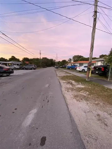 2833 SW 38th Avenue Miami FL 33134