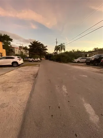2833 SW 38th Avenue Miami FL 33134