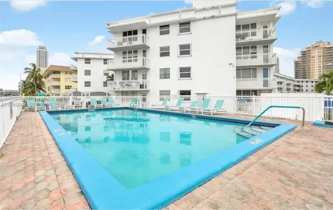 1913 S Ocean Drive Hallandale Beach FL 33009