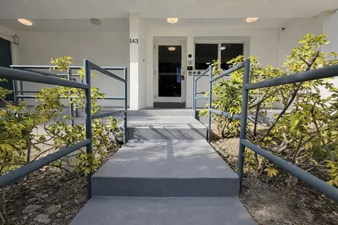 143 SW 9th Street Miami FL 33130
