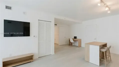 31 SE 6th Street Miami FL 33131