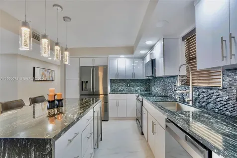 605 Ives Dairy Road Miami FL 33179